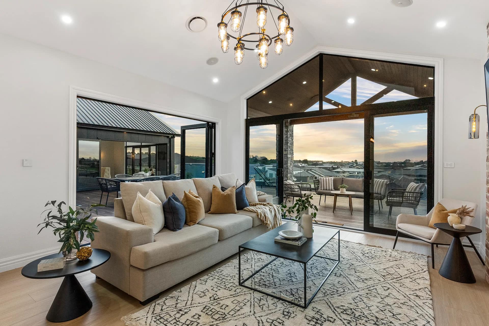 Top Hawk Builders — bedroom and built-in storage — Auckland residential project photography