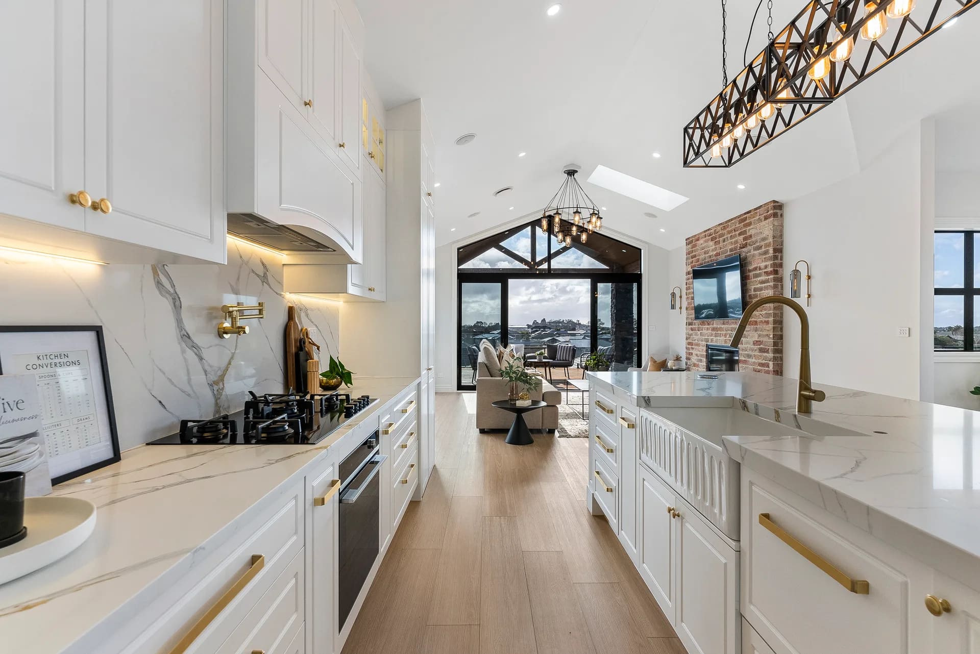 Top Hawk Builders project photograph 7