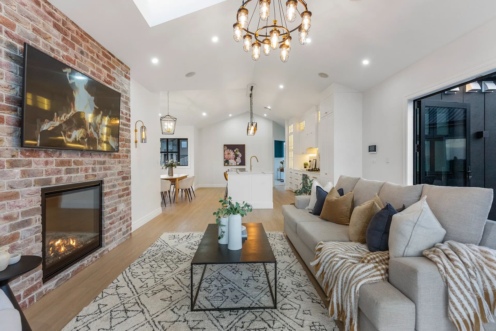 Top Hawk Builders project photograph 27